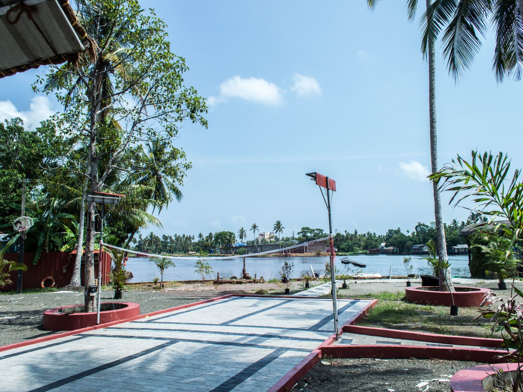 Oyo 5237 Island Lake Resort Alappuzha Exterior foto
